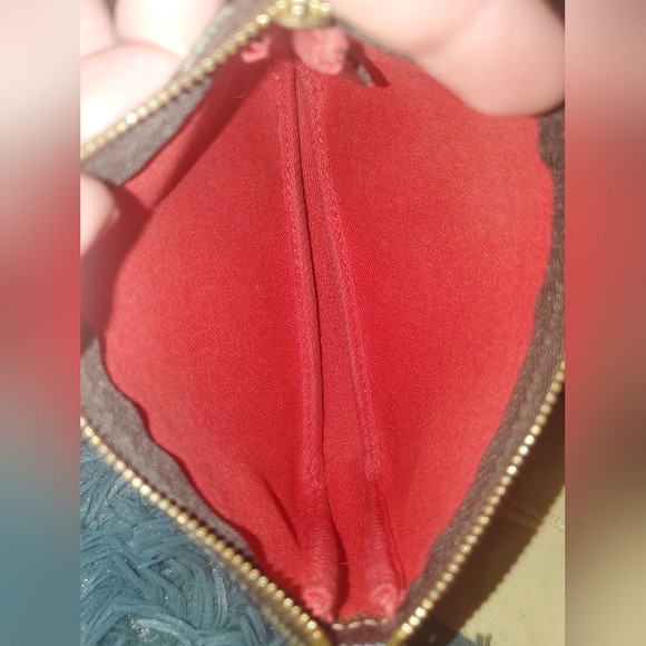 Louis Vuitton mini pochette damier ebene - Picture 13 of 16